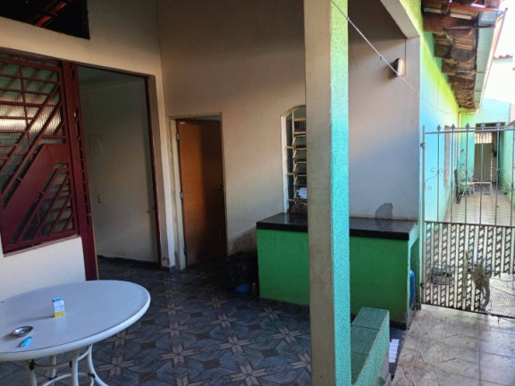 Casa com 3 Quartos à Venda, 200 m² em Residencial Goiânia Viva - Goiânia