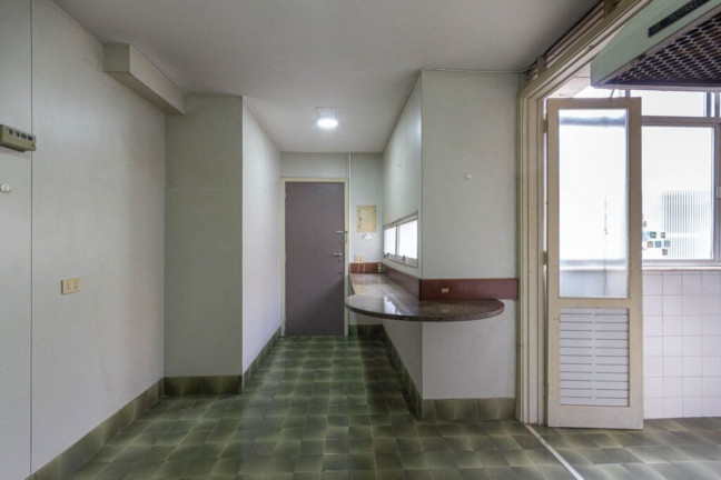 Imagem Imóvel com 2 Quartos à Venda, 120 m² em Copacabana - Rio De Janeiro Imagem Imóvel com 2 Quartos à Venda, 120 m² em Copacabana - Rio De Janeiro