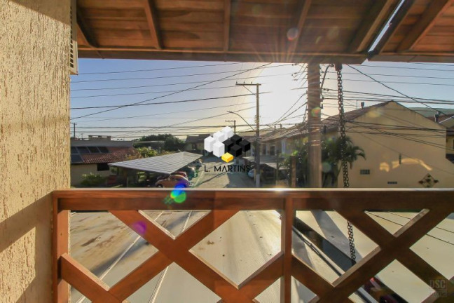 Imagem Casa com 3 Quartos à Venda, 155 m² em Hípica - Porto Alegre Imagem Casa com 3 Quartos à Venda, 155 m² em Hípica - Porto Alegre