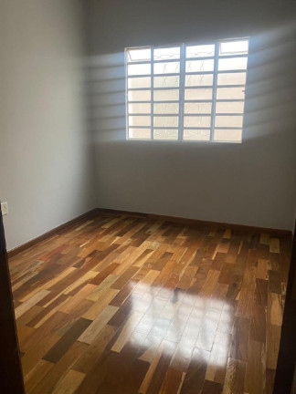 Imagem Casa com 3 Quartos à Venda, 180 m² em São João Batista - Belo Horizonte Imagem Casa com 3 Quartos à Venda, 180 m² em São João Batista - Belo Horizonte