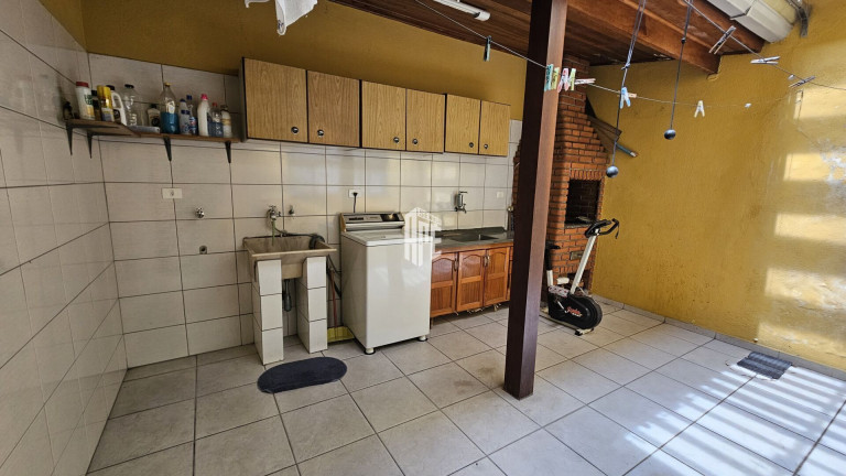 Imagem Casa com 3 Quartos à Venda, 175 m² em Vila América - Santo André Imagem Casa com 3 Quartos à Venda, 175 m² em Vila América - Santo André