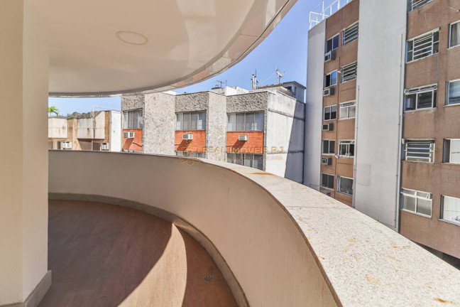 Imagem Apartamento com 4 Quartos à Venda, 179 m² em Lagoa - Rio De Janeiro Imagem Apartamento com 4 Quartos à Venda, 179 m² em Lagoa - Rio De Janeiro