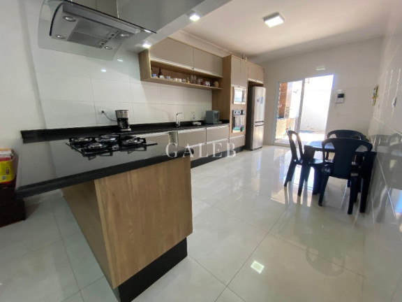 Imagem Casa com 2 Quartos à Venda, 125 m² em Nova Cerejeira - Atibaia Imagem Casa com 2 Quartos à Venda, 125 m² em Nova Cerejeira - Atibaia