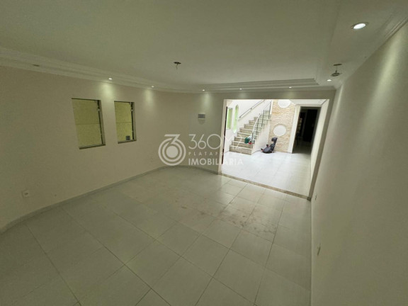 Imagem Casa com 4 Quartos à Venda, 264 m² em Vila Pires - Santo André