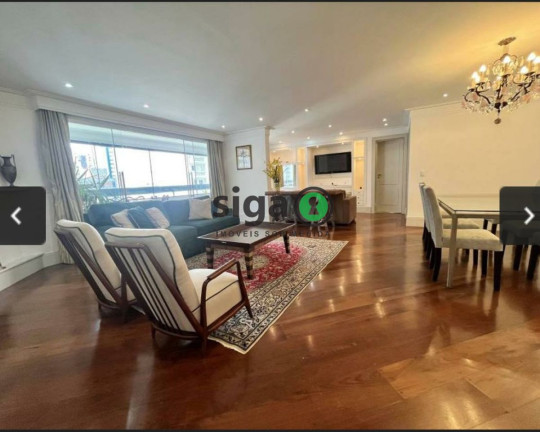 Apartamento com 4 Quartos para Alugar, 147 m² em Moema - São Paulo