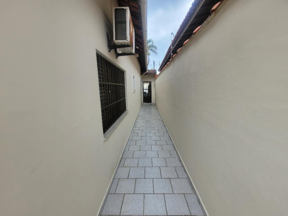 Imagem Casa com 2 Quartos à Venda, 140 m² em Real - Praia Grande Imagem Casa com 2 Quartos à Venda, 140 m² em Real - Praia Grande