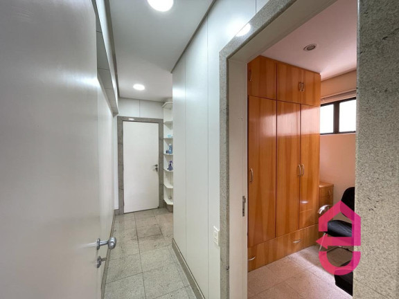 Imagem Apartamento com 3 Quartos à Venda,  em Setor Oeste - Goiânia