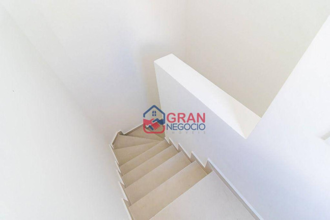 Imagem Sobrado com 3 Quartos à Venda, 105 m² em Xaxim - Curitiba Imagem Sobrado com 3 Quartos à Venda, 105 m² em Xaxim - Curitiba