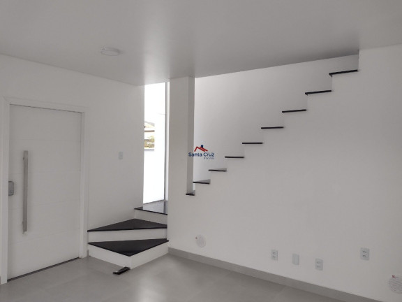 Imagem Sobrado com 3 Quartos à Venda, 142 m² em São João Do Rio Vermelho - Florianópolis