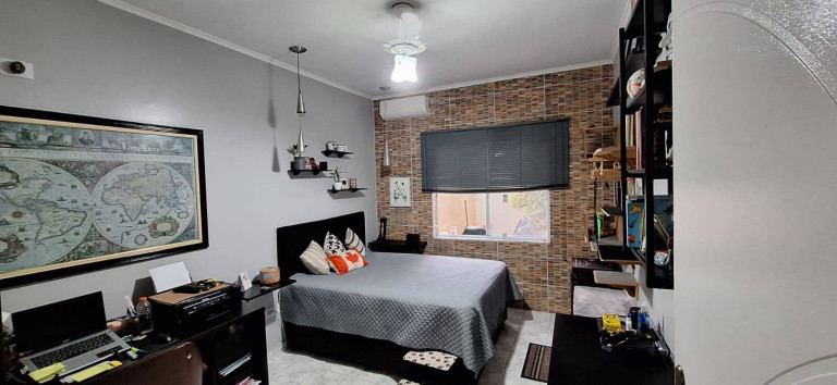 Imagem Casa com 3 Quartos à Venda, 155 m² em Centro - Peruíbe