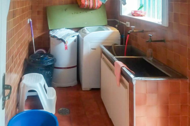 Imagem Casa com 3 Quartos à Venda, 280 m² em Guaiuba - Guarujá Imagem Casa com 3 Quartos à Venda, 280 m² em Guaiuba - Guarujá