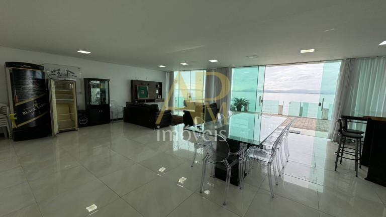 Casa com 3 Quartos à Venda, 320 m² em São Miguel (guaporanga) - Biguaçu