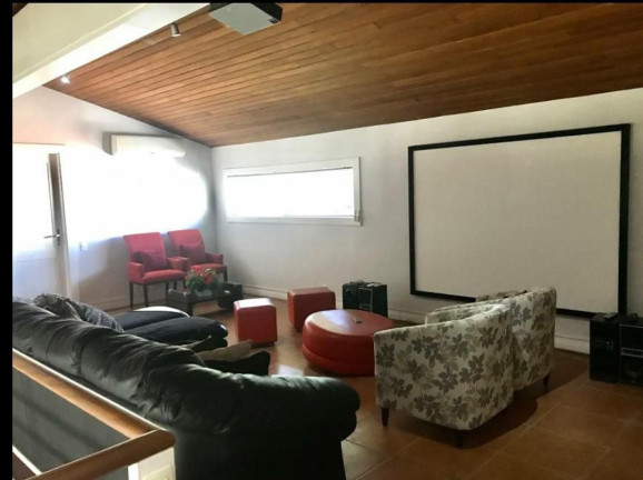 Imagem Casa com 4 Quartos à Venda, 501 m² em Várzea - Teresópolis