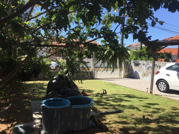 Imagem Casa com 3 Quartos à Venda, 140 m² em Praça - Tijucas