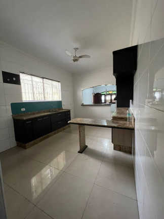 Imagem Casa com 2 Quartos à Venda, 120 m² em Vila Guilhermina - Praia Grande Imagem Casa com 2 Quartos à Venda, 120 m² em Vila Guilhermina - Praia Grande