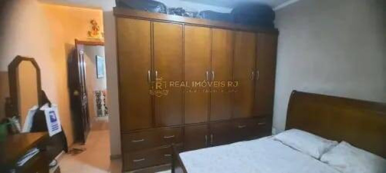 Imagem Casa com 2 Quartos à Venda, 110 m² em Vila Valqueire - Rio De Janeiro Imagem Casa com 2 Quartos à Venda, 110 m² em Vila Valqueire - Rio De Janeiro