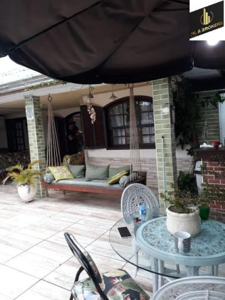 Imagem Casa com 4 Quartos à Venda, 200 m² em Cohapar - Guaratuba