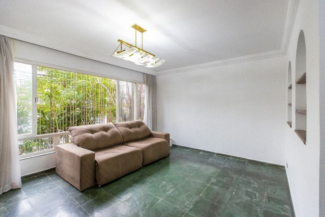 Apartamento com 3 Quartos à Venda, 135 m² em Vila Alexandria - São Paulo