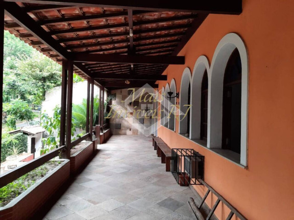 Imagem Casa com 3 Quartos à Venda, 360 m² em Itacoatiara - Niterói