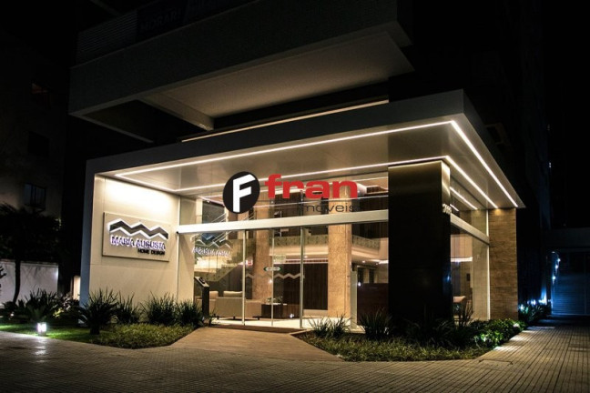 Imagem Apartamento com 2 Quartos à Venda, 76 m² em Itacorubi - Florianópolis