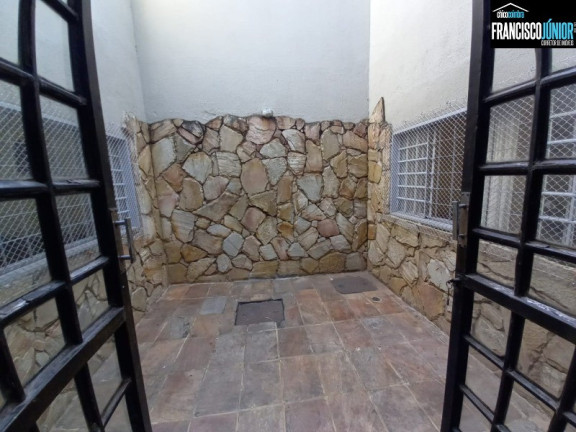 Imagem Casa com 4 Quartos à Venda, 244 m² em Setor Sudoeste - Goiânia Imagem Casa com 4 Quartos à Venda, 244 m² em Setor Sudoeste - Goiânia