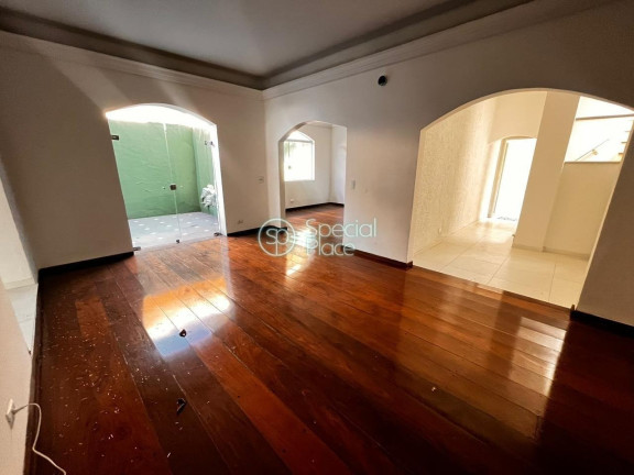 Imagem Casa com 3 Quartos à Venda, 400 m² em Pacaembu - São Paulo