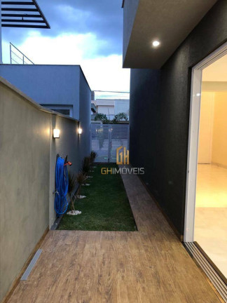 Imagem Casa com 4 Quartos à Venda, 200 m² em Jardins Lisboa - Goiânia