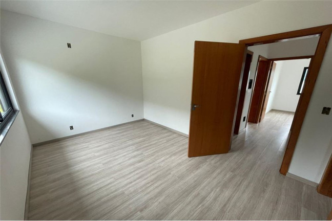 Casa com 3 Quartos à Venda,  em Bela Vista - Palhoça