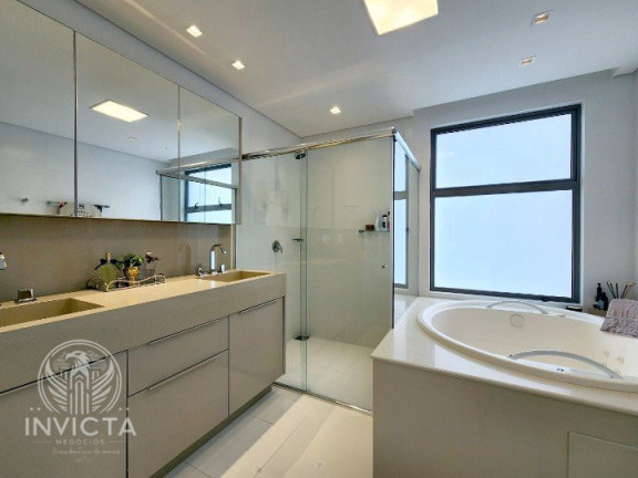 Imagem Apartamento com 3 Quartos à Venda, 157 m² em Centro - Balneário Camboriú Imagem Apartamento com 3 Quartos à Venda, 157 m² em Centro - Balneário Camboriú