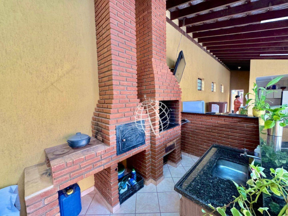 Imagem Casa com 3 Quartos à Venda, 375 m² em Jardim Paulista - Atibaia