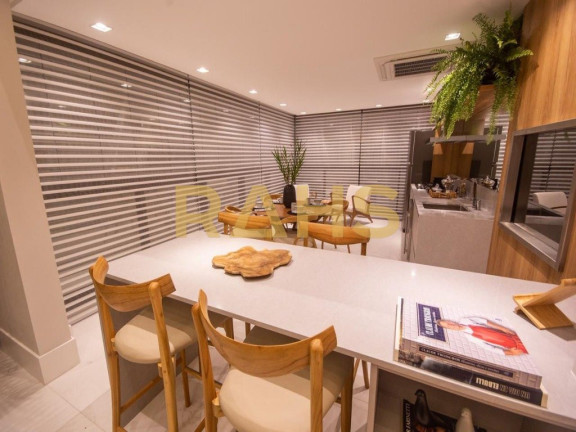 Imagem Apartamento com 4 Quartos à Venda, 278 m² em América - Joinville Imagem Apartamento com 4 Quartos à Venda, 278 m² em América - Joinville