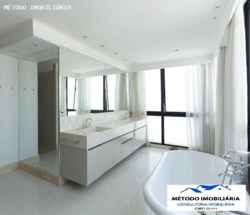 Imagem Imóvel com 3 Quartos à Venda, 272 m² em Moema - São Paulo Imagem Imóvel com 3 Quartos à Venda, 272 m² em Moema - São Paulo
