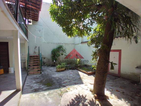 Imagem Casa com 3 Quartos à Venda, 82 m² em Centro - São Gonçalo Imagem Casa com 3 Quartos à Venda, 82 m² em Centro - São Gonçalo