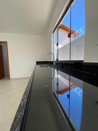 Imagem Sobrado com 3 Quartos à Venda, 130 m² em Parque Jacaraipe - Serra