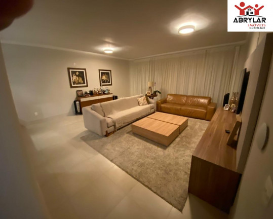 Imagem Imóvel com 4 Quartos à Venda, 220 m² em Centro - Jundiaí Imagem Imóvel com 4 Quartos à Venda, 220 m² em Centro - Jundiaí