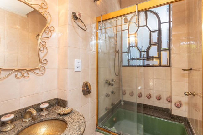 Imagem Apartamento com 3 Quartos à Venda, 139 m² em Farroupilha - Porto Alegre