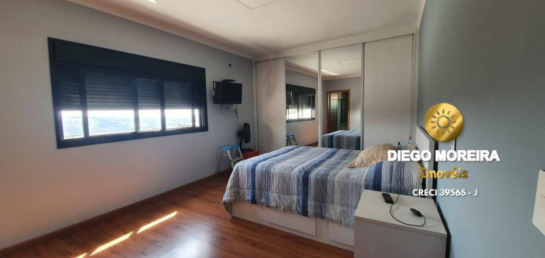 Imagem Casa com 4 Quartos à Venda, 400 m² em Terra Preta - Mairiporã Imagem Casa com 4 Quartos à Venda, 400 m² em Terra Preta - Mairiporã