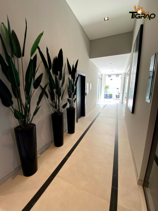 Imagem Apartamento com 4 Quartos à Venda, 196 m² em Meia Praia - Itapema Imagem Apartamento com 4 Quartos à Venda, 196 m² em Meia Praia - Itapema