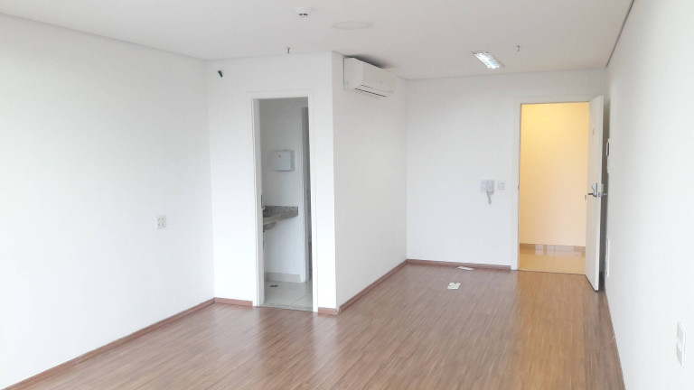 Imagem Sala Comercial à Venda, 42 m² em Alphaville - Barueri
