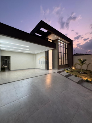 Imagem Casa com 3 Quartos à Venda, 215 m² em Residencial Itália - Goiânia