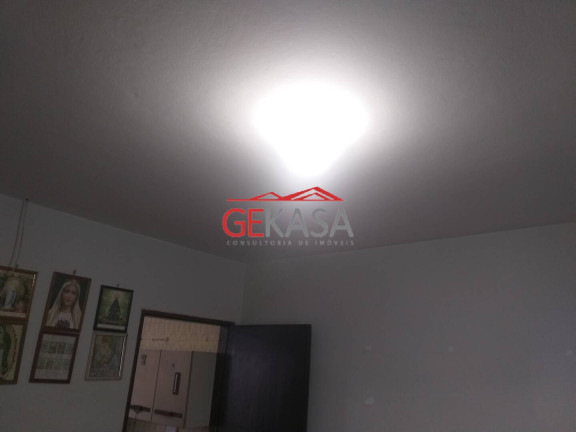 Imagem Casa com 2 Quartos à Venda, em São Paulo Imagem Casa com 2 Quartos à Venda, em São Paulo