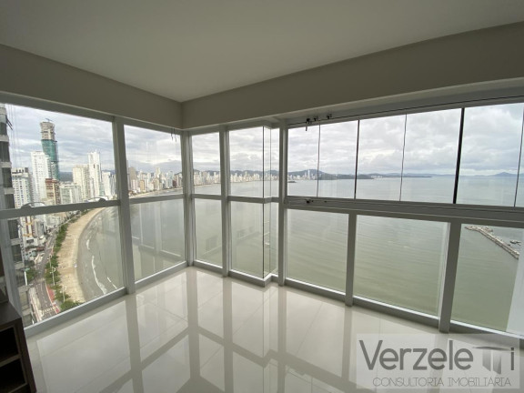 Apartamento com 4 Quartos à Venda, 237 m² em Barra Sul - Balneário Camboriú