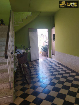 Imagem Casa com 3 Quartos à Venda, 169 m² em Centro - Pelotas Imagem Casa com 3 Quartos à Venda, 169 m² em Centro - Pelotas