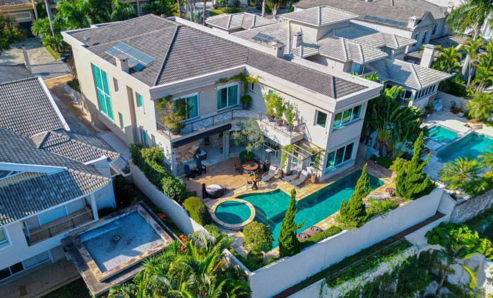 Foto do imóvel Casa à Venda, 917 m² em Alphaville - Santana De Parnaíba