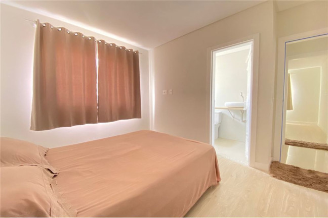 Imagem Apartamento com 2 Quartos à Venda, 77 m² em São Francisco De Assis - Camboriú