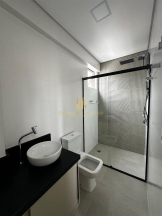 Imagem Apartamento com 2 Quartos à Venda, 93 m² em Centro - Balneário Camboriú