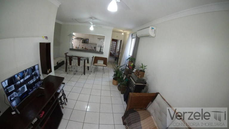 Imagem Apartamento com 3 Quartos à Venda, 115 m² em Centro - Balneário Camboriú Imagem Apartamento com 3 Quartos à Venda, 115 m² em Centro - Balneário Camboriú
