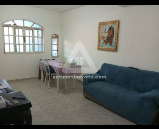 Imagem Casa com 2 Quartos à Venda, 110 m² em Cajueiro - Cabo Frio