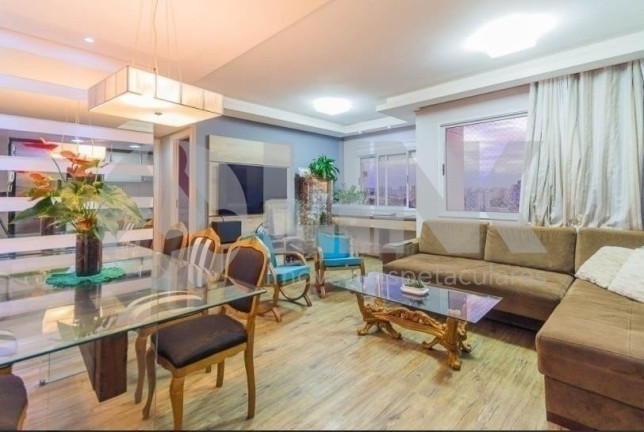Apartamento com 2 Quartos à Venda, 65 m² em Vila Ipiranga - Porto Alegre