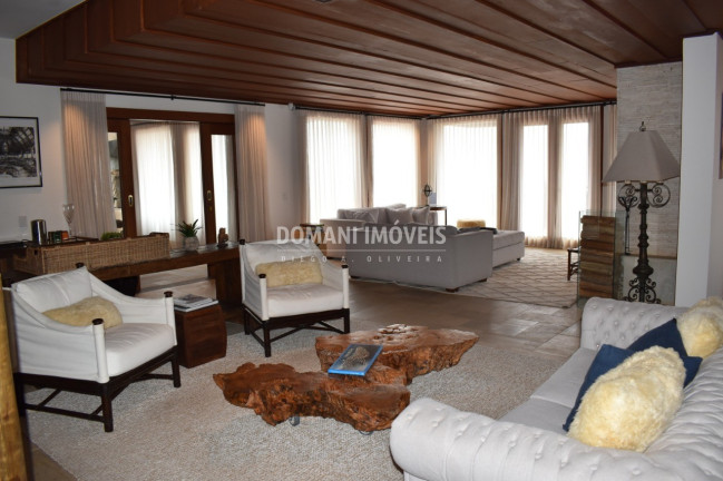 Imagem Casa com 8 Quartos à Venda, 1.868 m² em Região Da Pedra Do Fogo - Campos Do Jordão Imagem Casa com 8 Quartos à Venda, 1.868 m² em Região Da Pedra Do Fogo - Campos Do Jordão